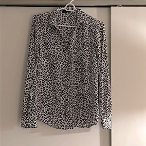 The Limited White & Black cheetah print button up. Size Small. Great condition.